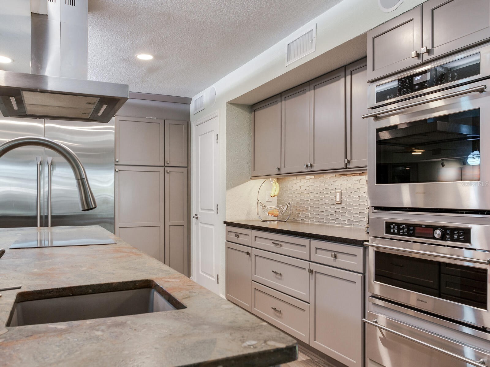 5353 Gulf Boulevard #B202 Saint Pete Beach FL 33706 - BOCA CIEGA BAY TB8460853 image18