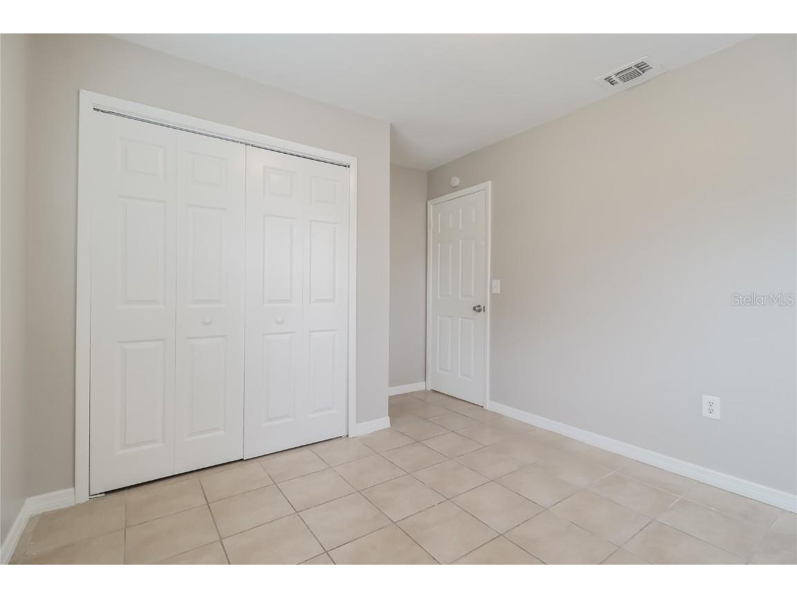 5353 Pale Horse Drive Orlando FL 32818 O6360390 image11