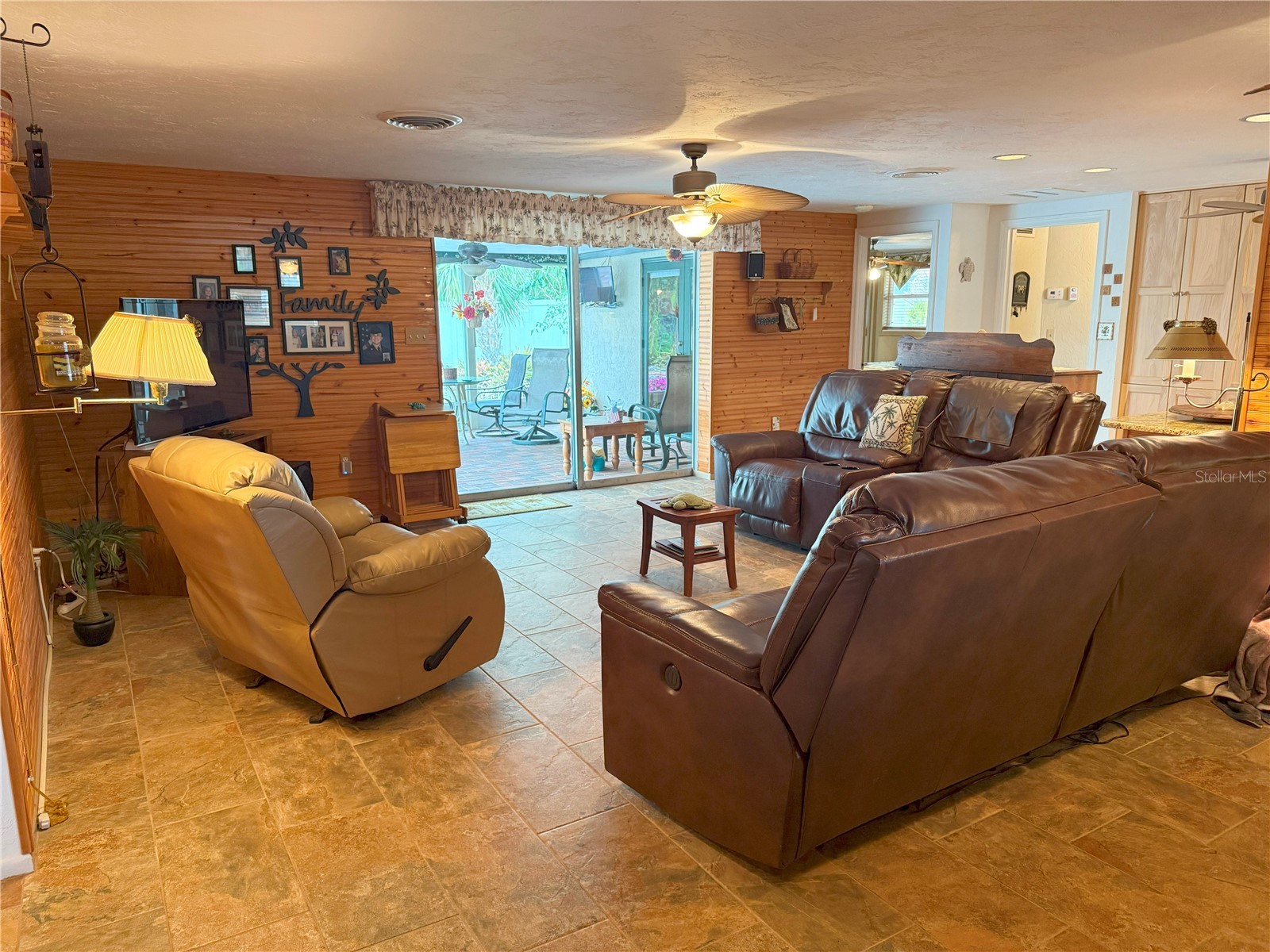 5353 Shadow Lawn Drive Sarasota FL 34242 A4690427 image11