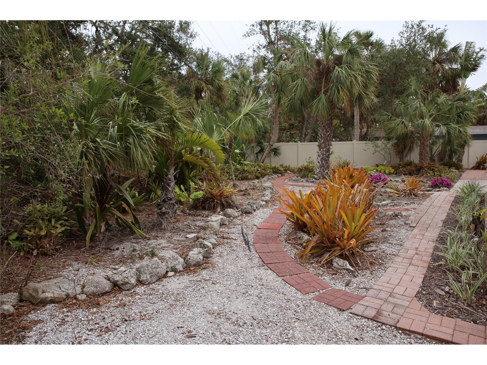 5353 Shadow Lawn Drive Sarasota FL 34242 A4690427 image32