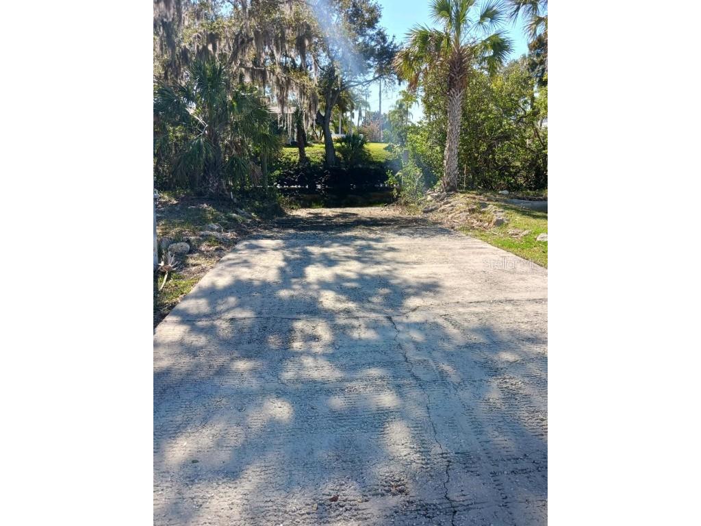 5353 Tropical Woods Court Port Richey FL 34668 U8188789 image4