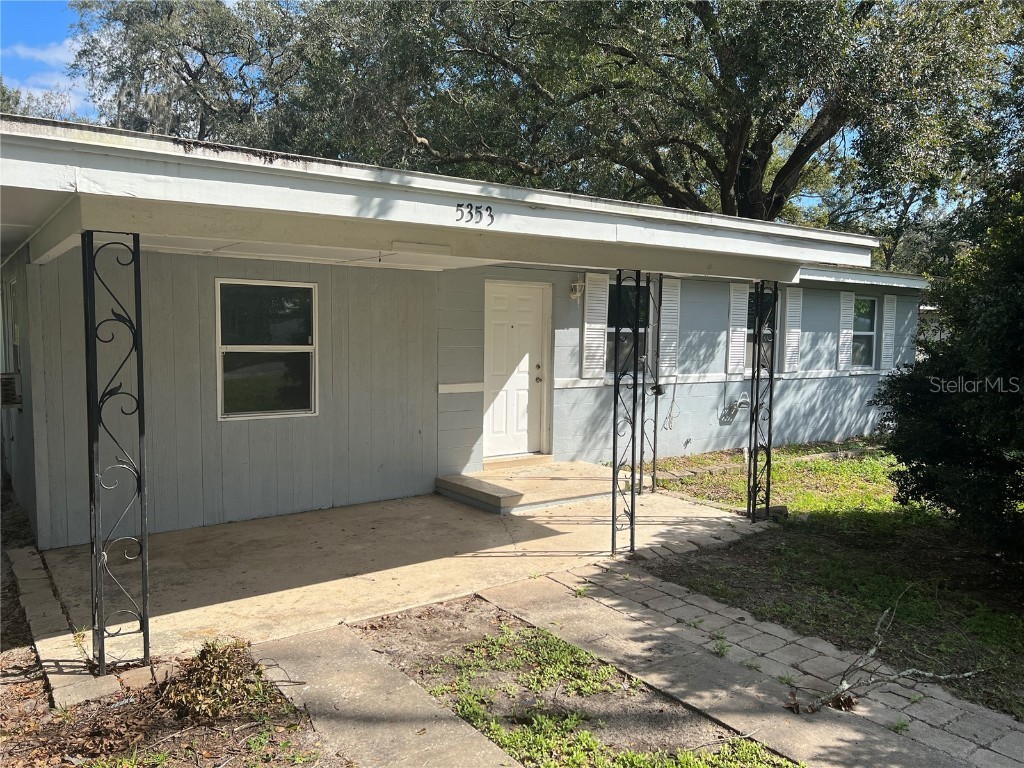 5353 Vance Avenue Orlando FL 32810 O6091110 image1