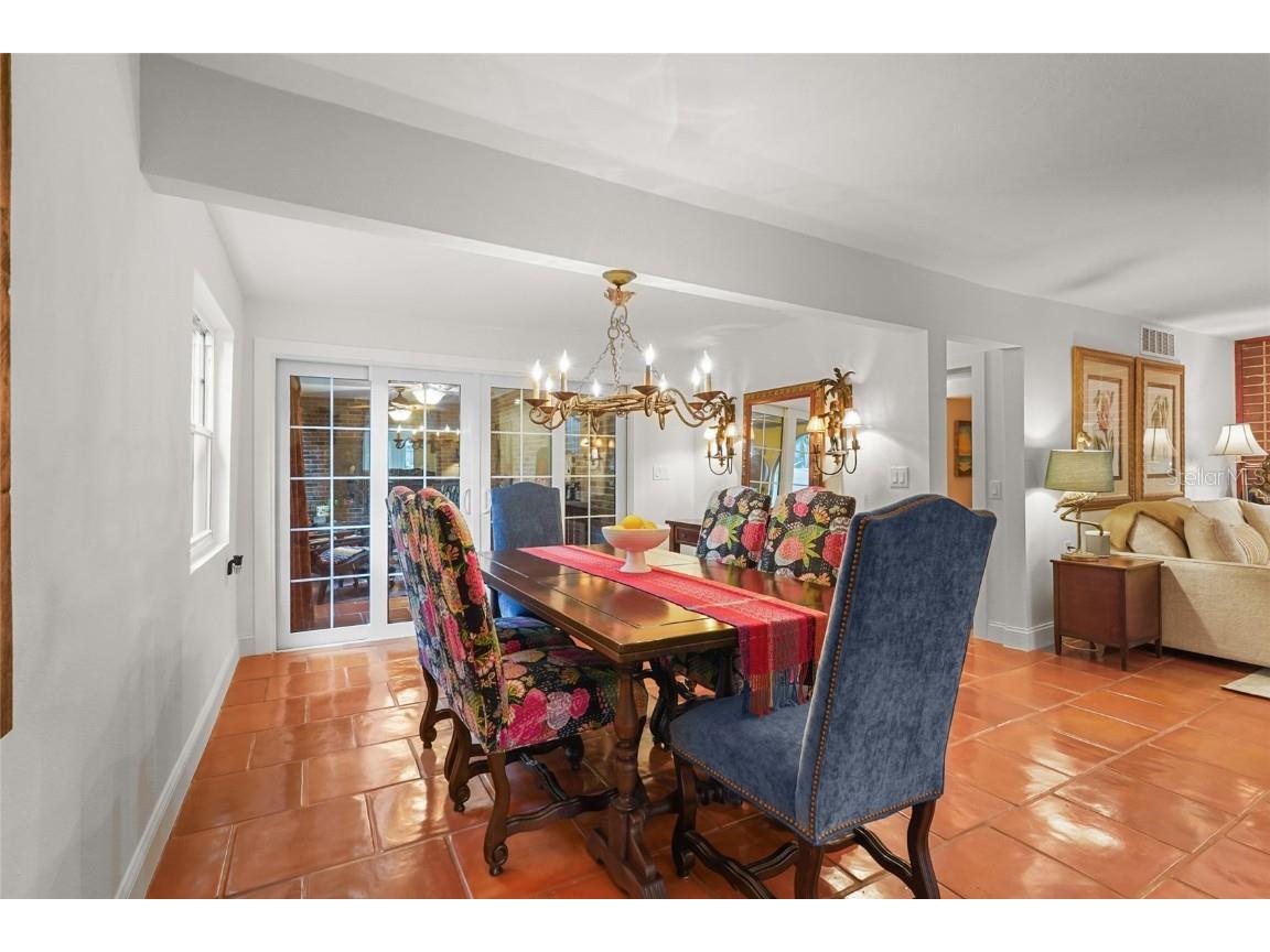 5354 Calle Florida Sarasota FL 34242 A4664418 image19