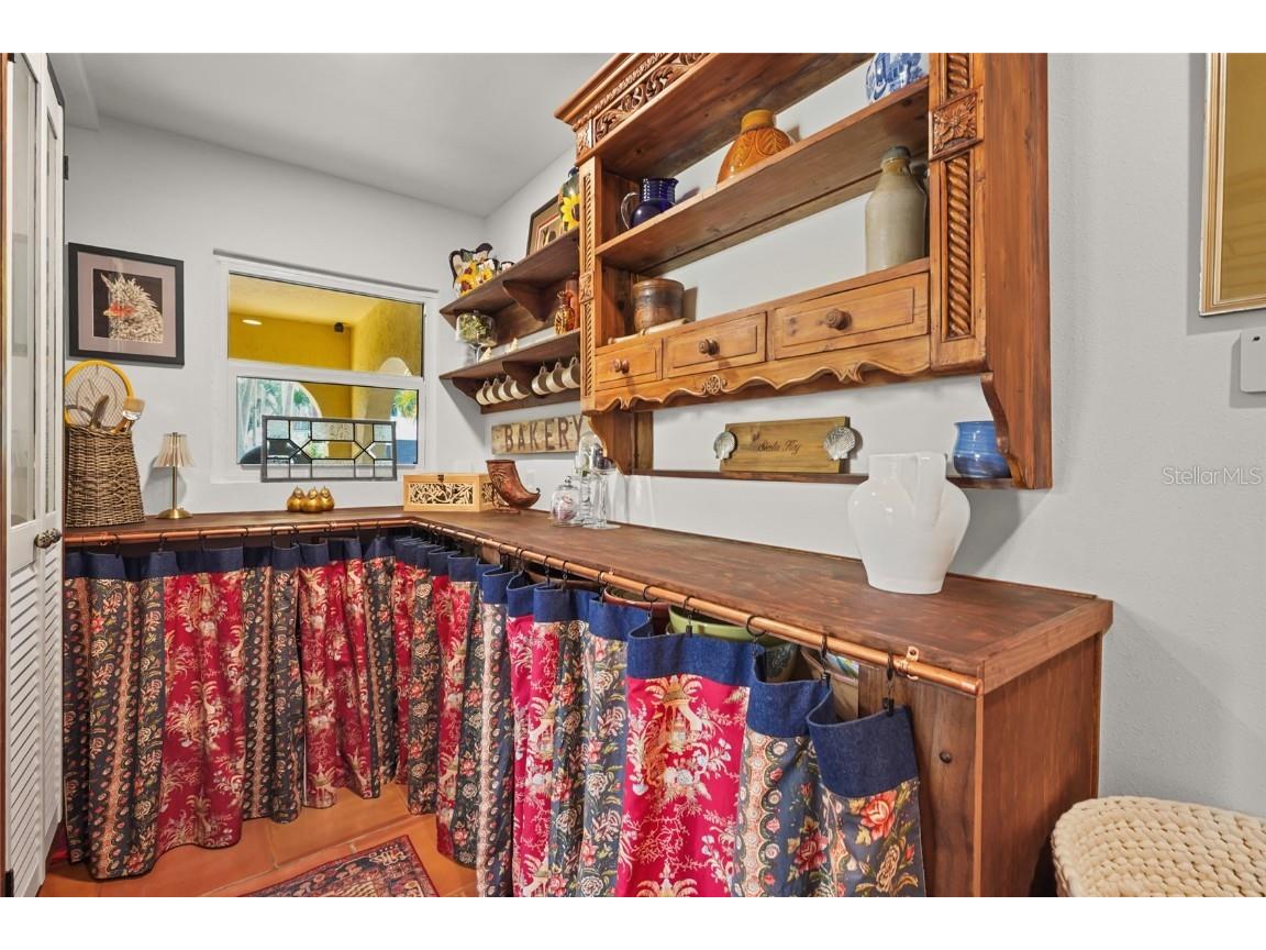 5354 Calle Florida Sarasota FL 34242 A4664418 image23