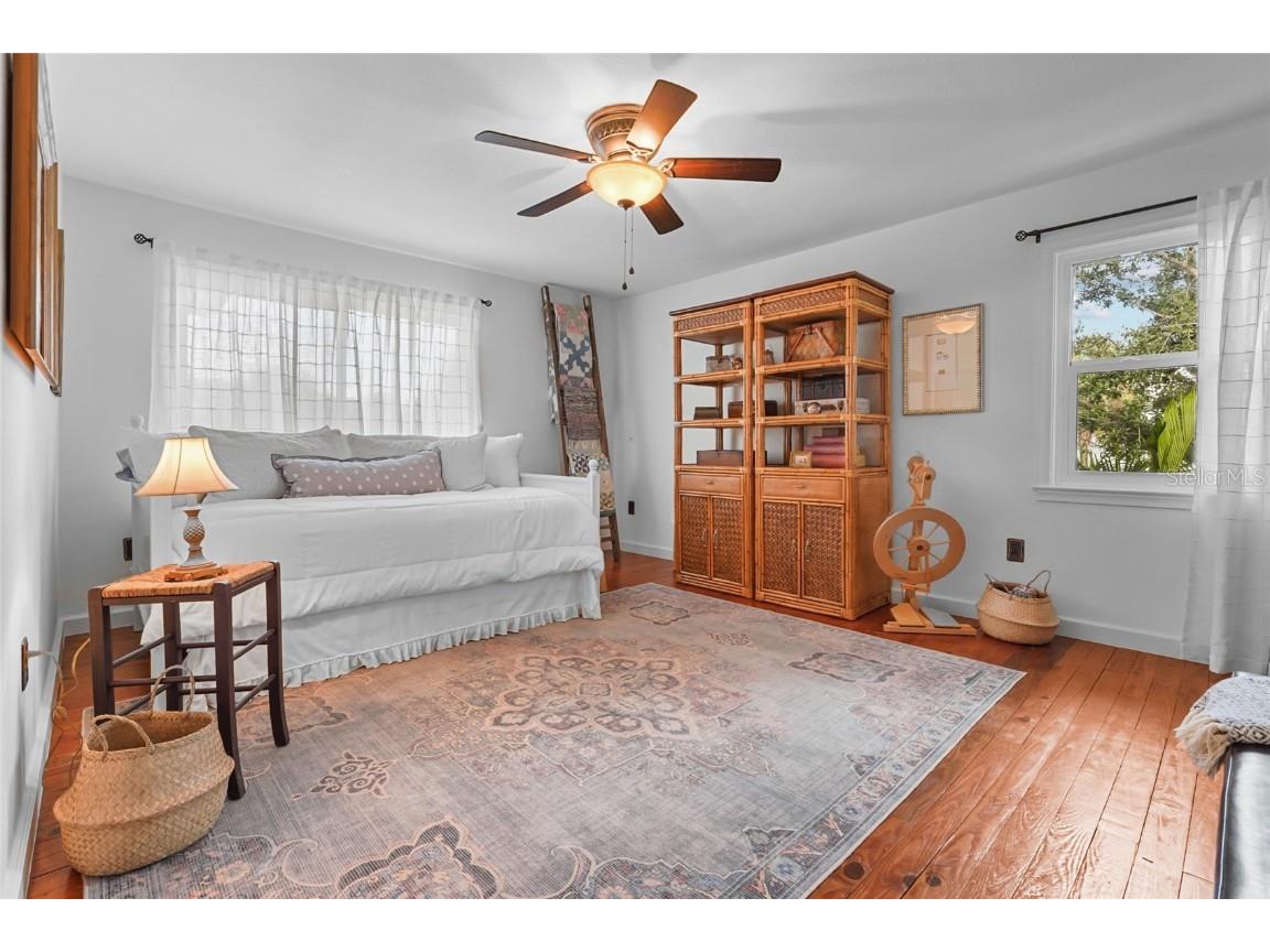 5354 Calle Florida Sarasota FL 34242 A4664418 image39