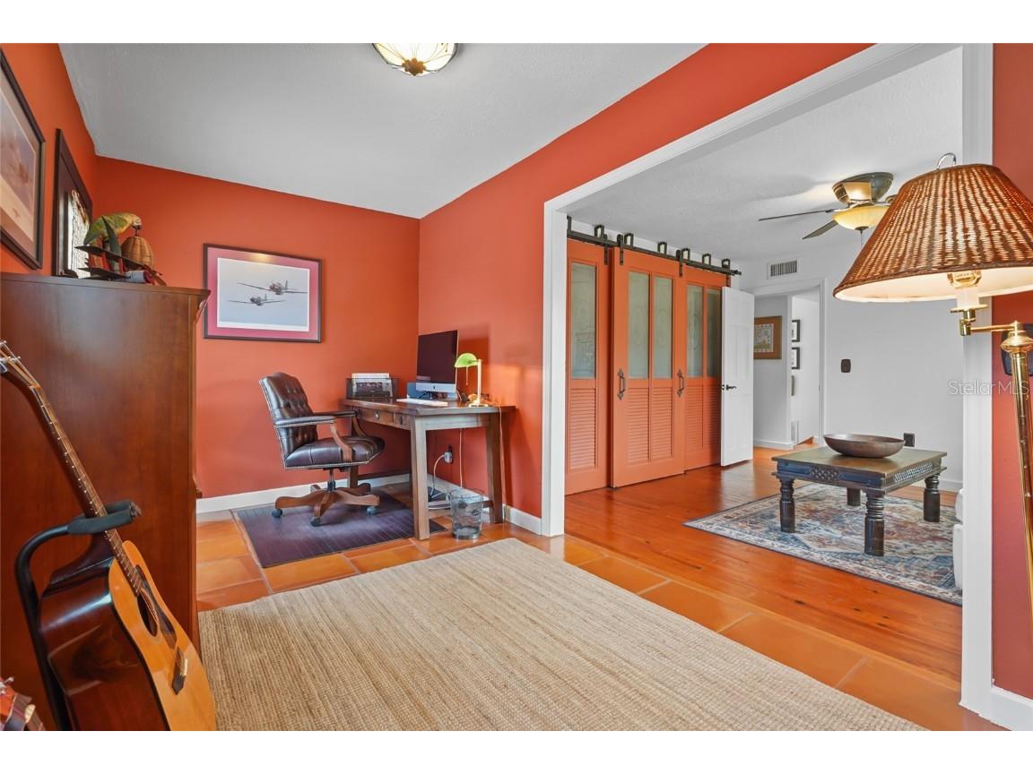 5354 Calle Florida Sarasota FL 34242 A4664418 image47