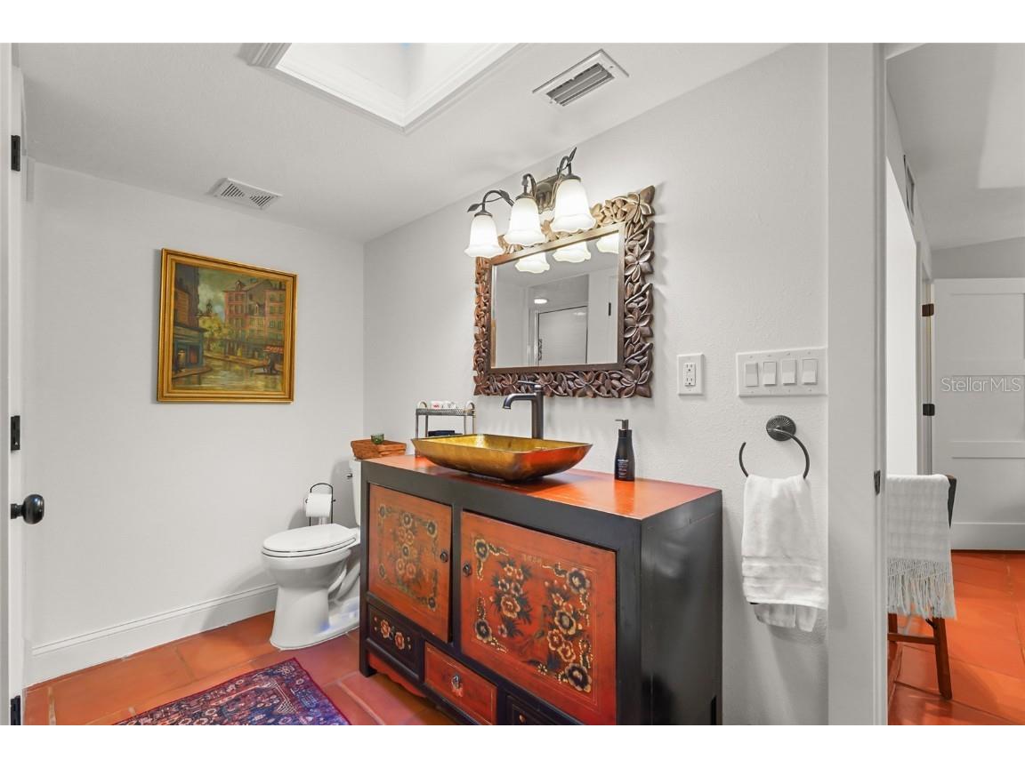 5354 Calle Florida Sarasota FL 34242 A4664418 image56