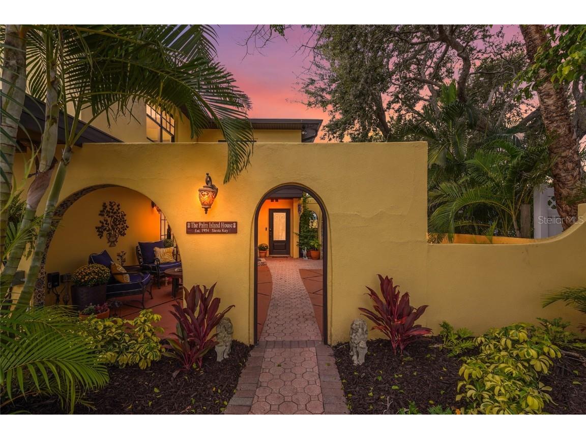 5354 Calle Florida Sarasota FL 34242 A4664418 image63