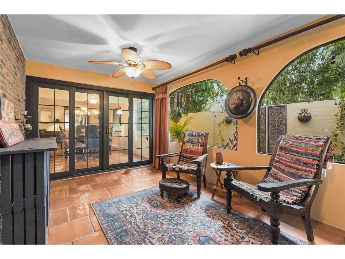 5354 Calle Florida Sarasota FL 34242 A4664418 image8