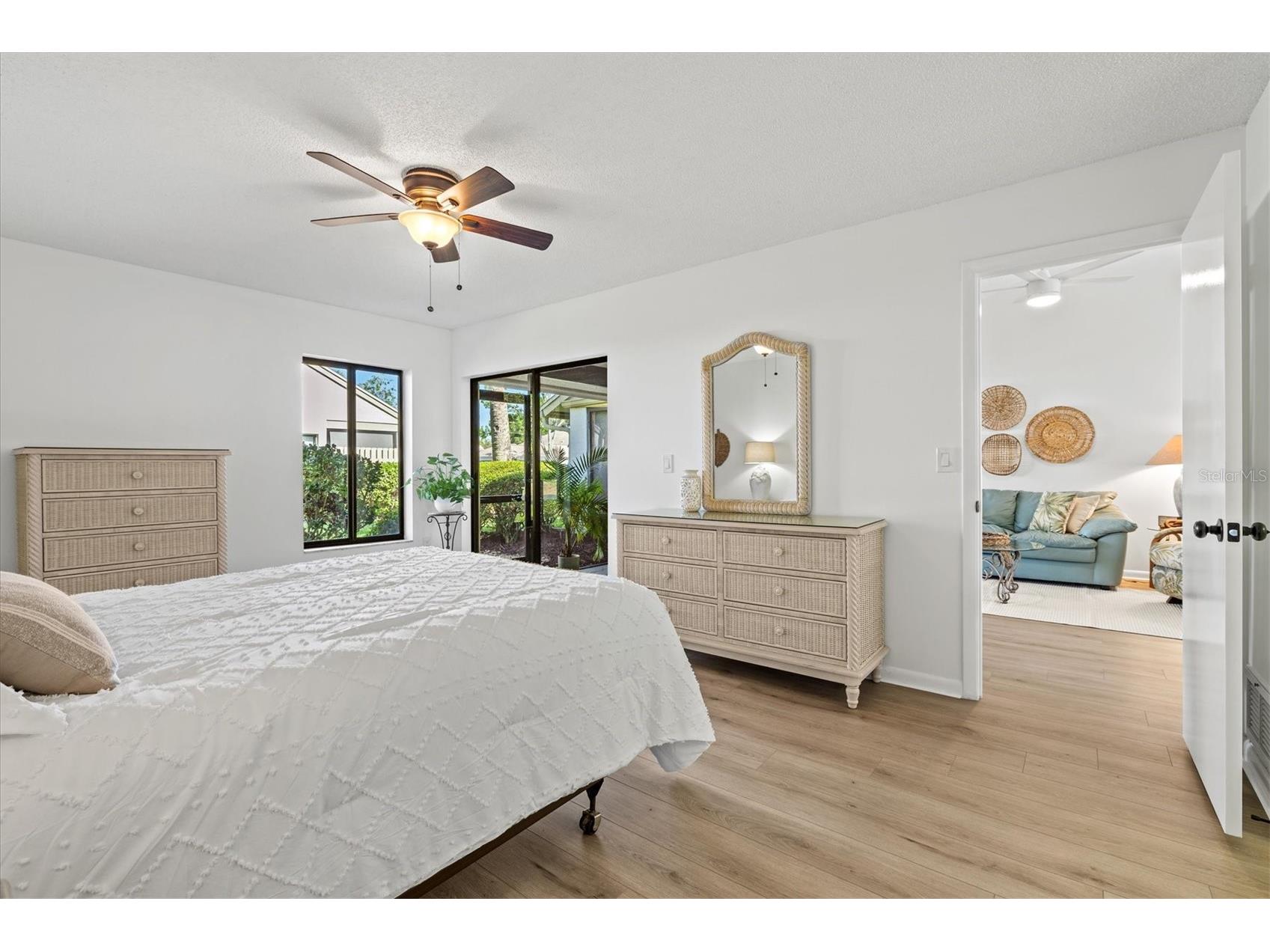 5354 Myrtle Wood #50 Sarasota FL 34235 A4677059 image16