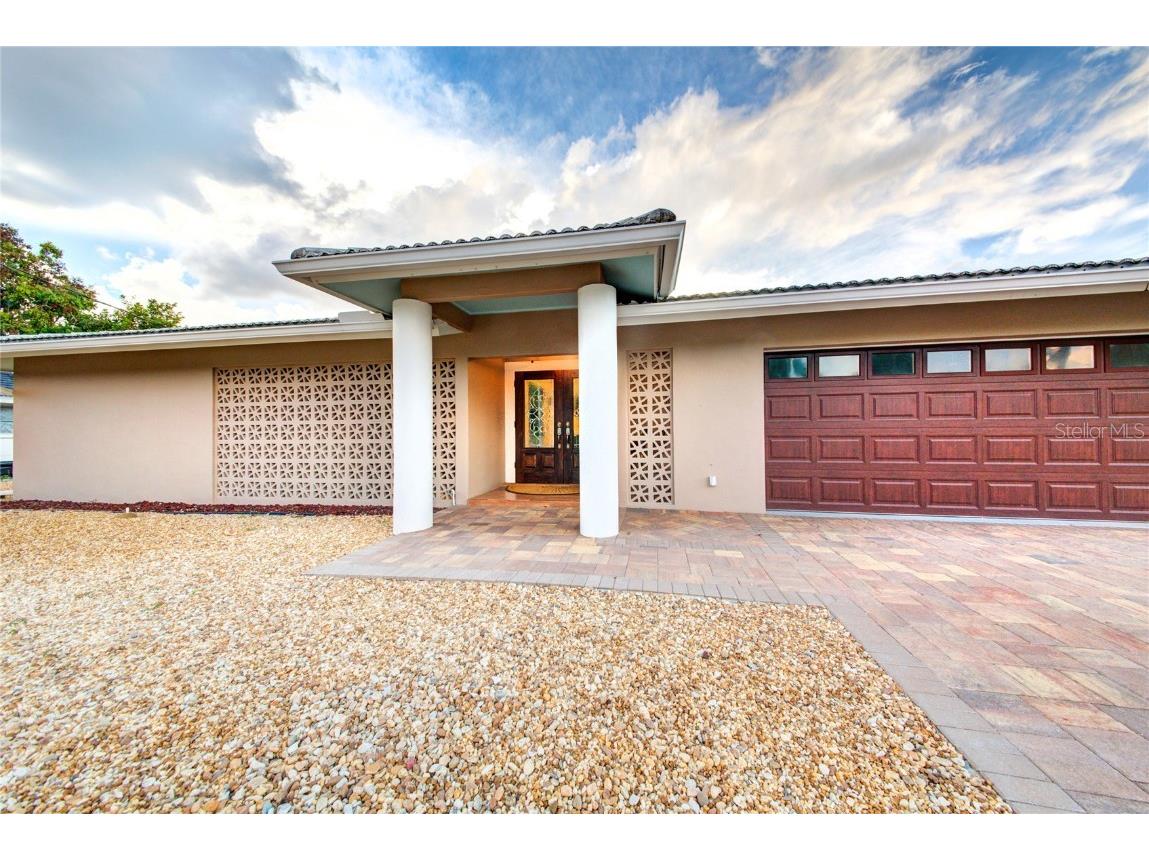 5354 Shadow Lawn Drive Sarasota FL 34242 - THE GRAND CANAL A4559076 image1