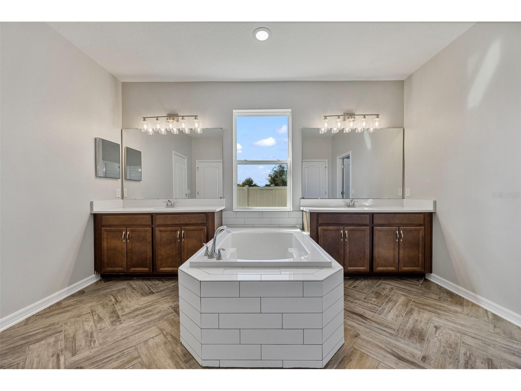 5356 Ragusa Loop Saint Cloud FL 34771 A4679967 image40