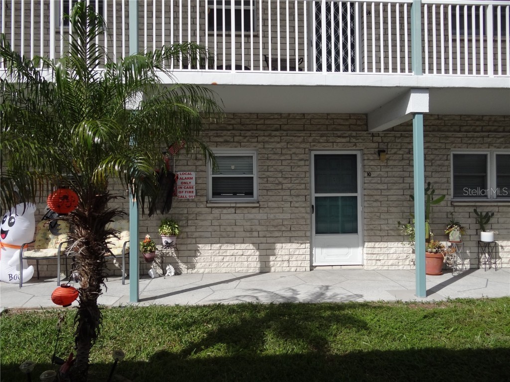 5357 81st Street N #10 Saint Petersburg FL 33709 U8217731 image1