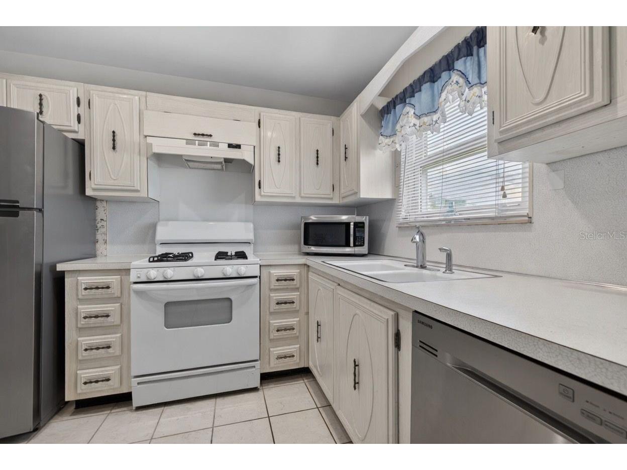 5357 81st Street N #12 Saint Petersburg FL 33709 TB8511630 image2