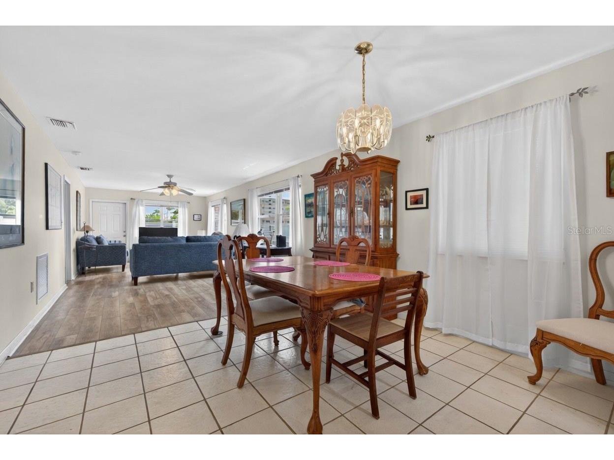5357 81st Street N #12 Saint Petersburg FL 33709 TB8511630 image4