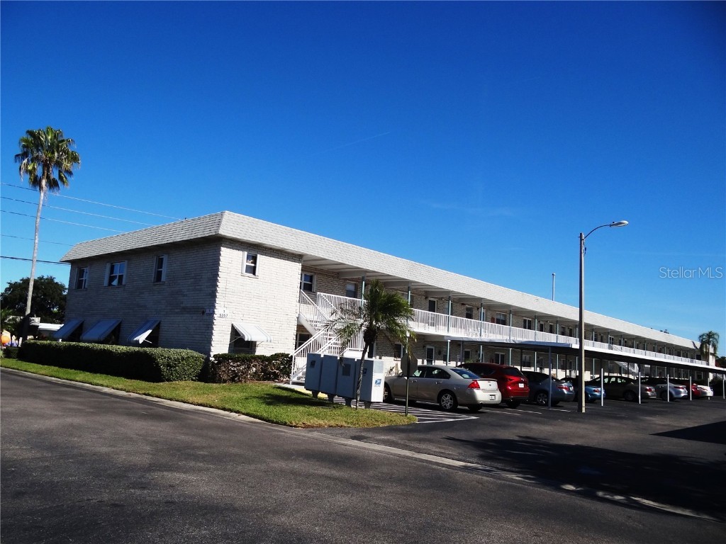 5357 81st Street N #14 Saint Petersburg FL 33709 U8196193 image1