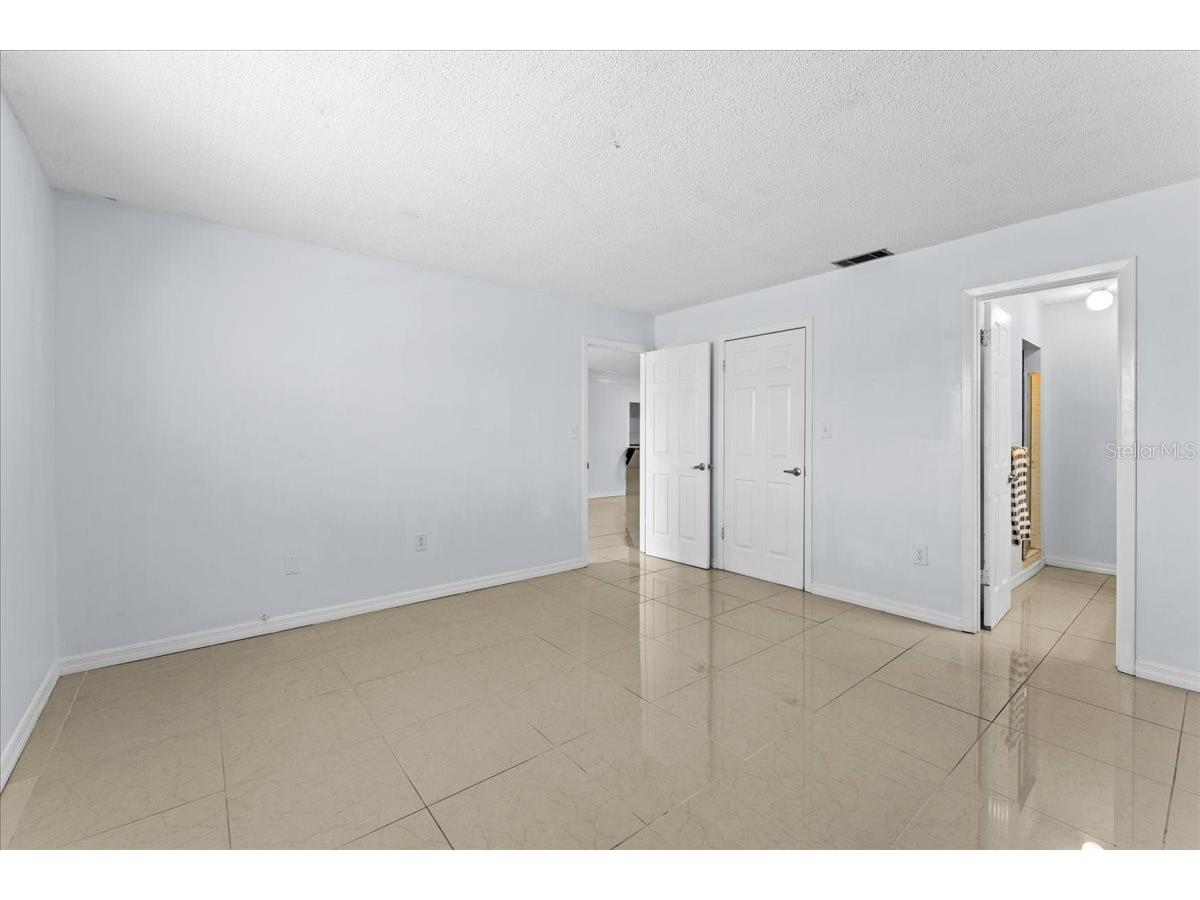 5357 81st Street N #18 Saint Petersburg FL 33709 TB8521882 image24