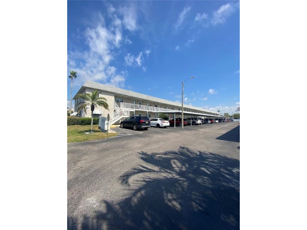 5357 81st Street N #22 Saint Petersburg FL 33709 U8202126 image1