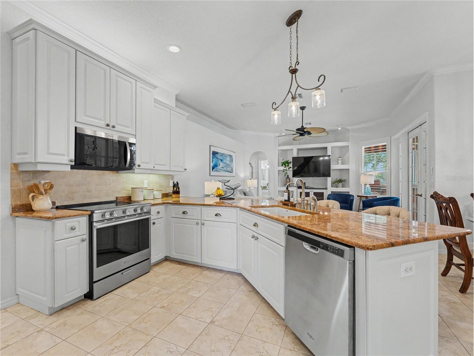 5358 Leather Saddle Lane Spring Hill FL 34609 W7885597 image11