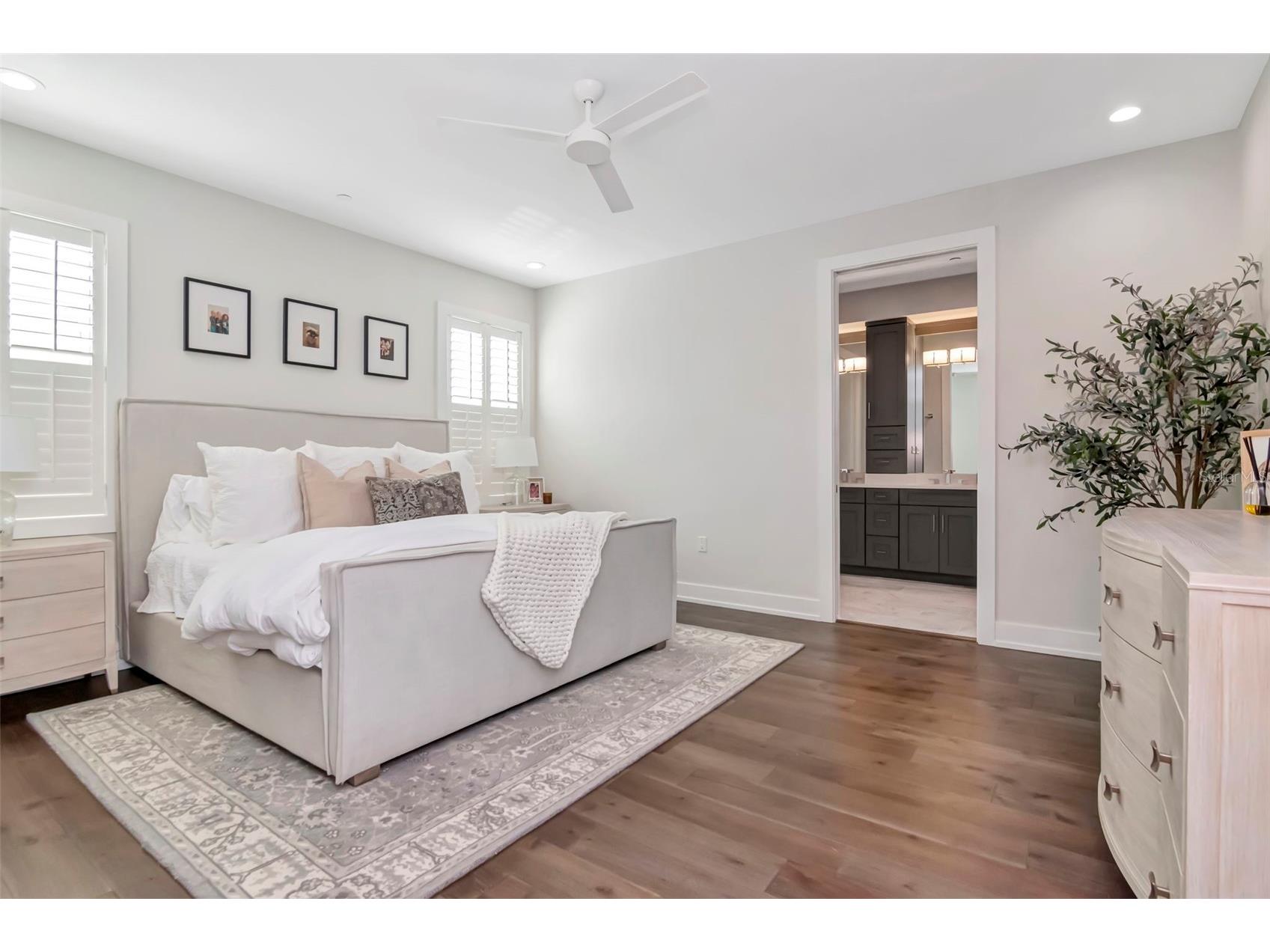 536 4th Avenue S #2 Saint Petersburg FL 33701 TB8491504 image30