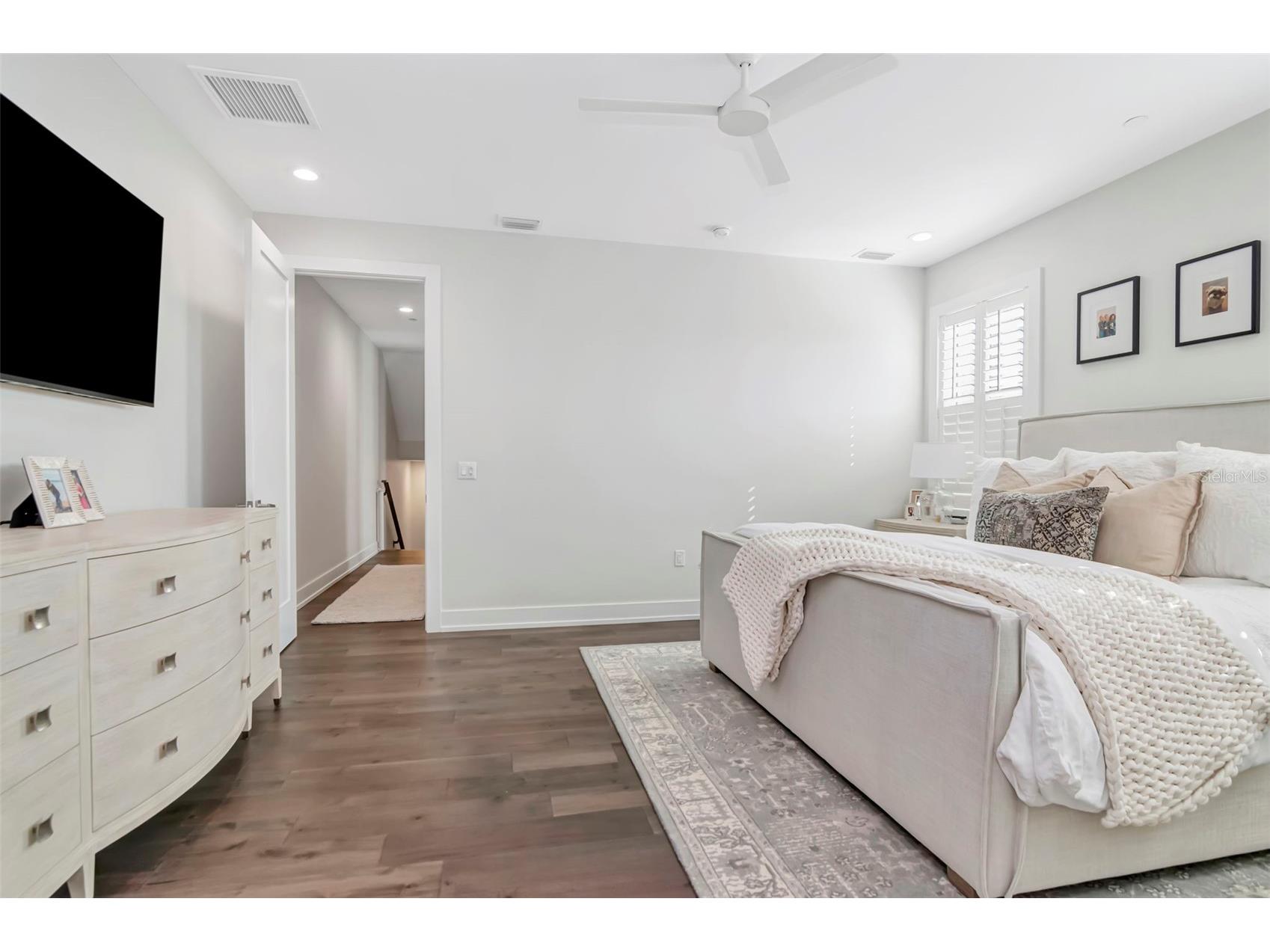 536 4th Avenue S #2 Saint Petersburg FL 33701 TB8491504 image31