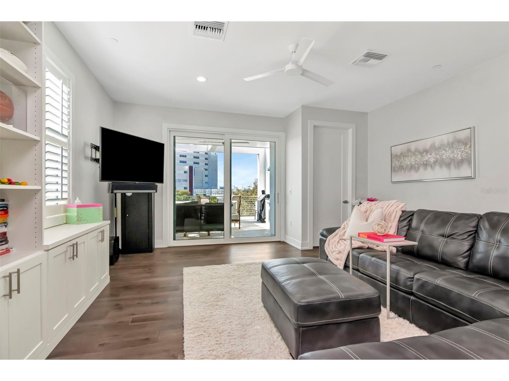 536 4th Avenue S #2 Saint Petersburg FL 33701 TB8491504 image45