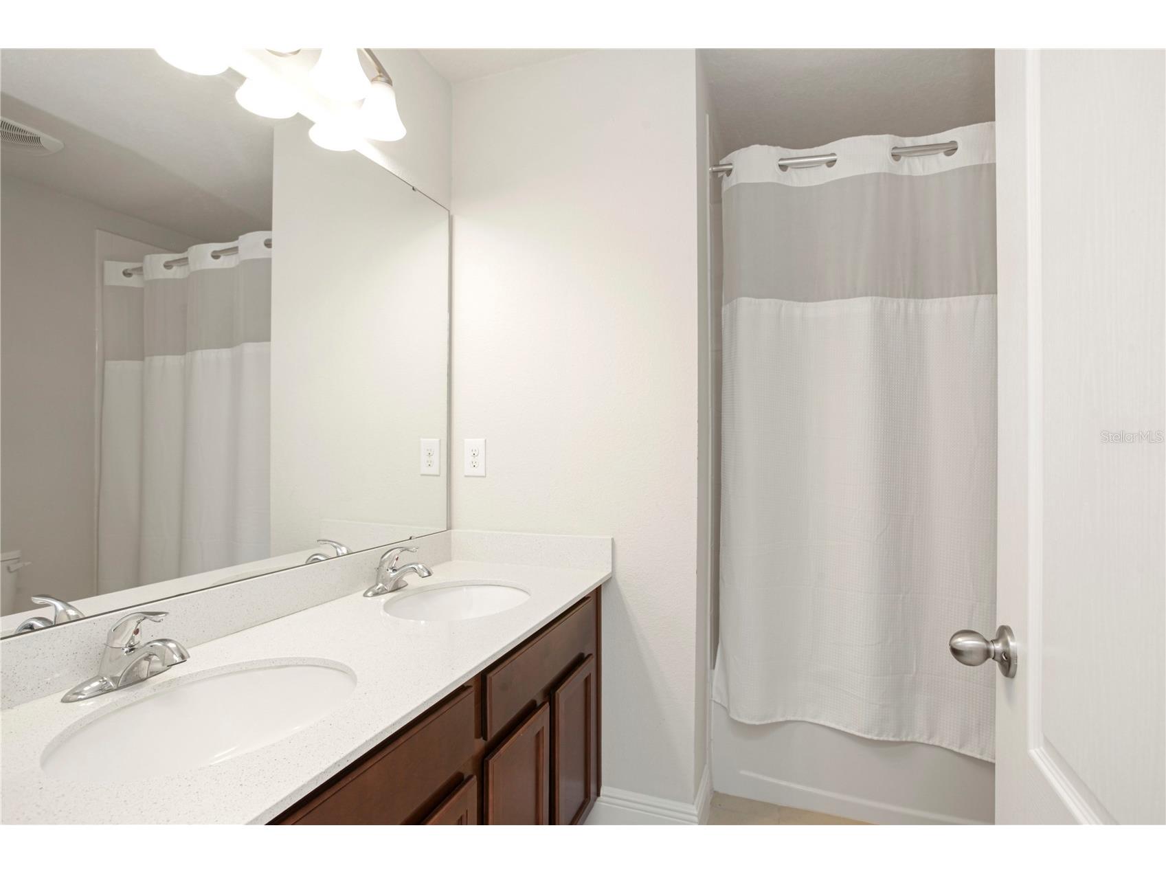 536 Affirmed Way Davenport FL 33837 O6412791 image23