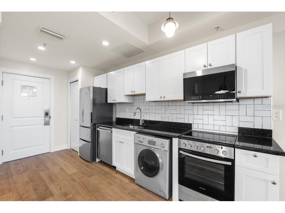 536 Bahia Beach Boulevard #410A Ruskin FL 33570 A4638343 image6