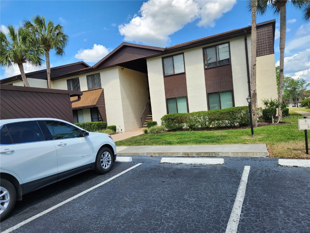 536 Bahia Circle #B Ocala FL 34472 OM656121 image1