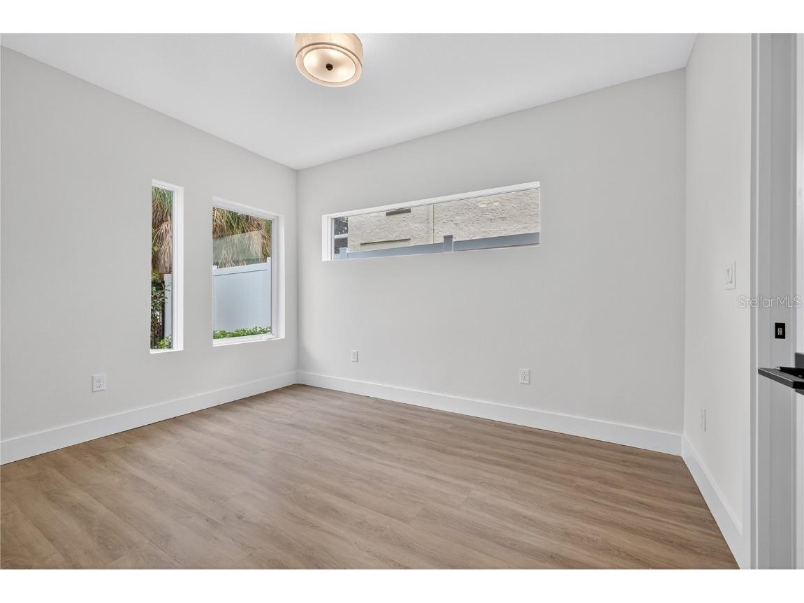 536 Dr. Martin Luther King Jr Street S Saint Petersburg FL 33701 TB8427955 image10