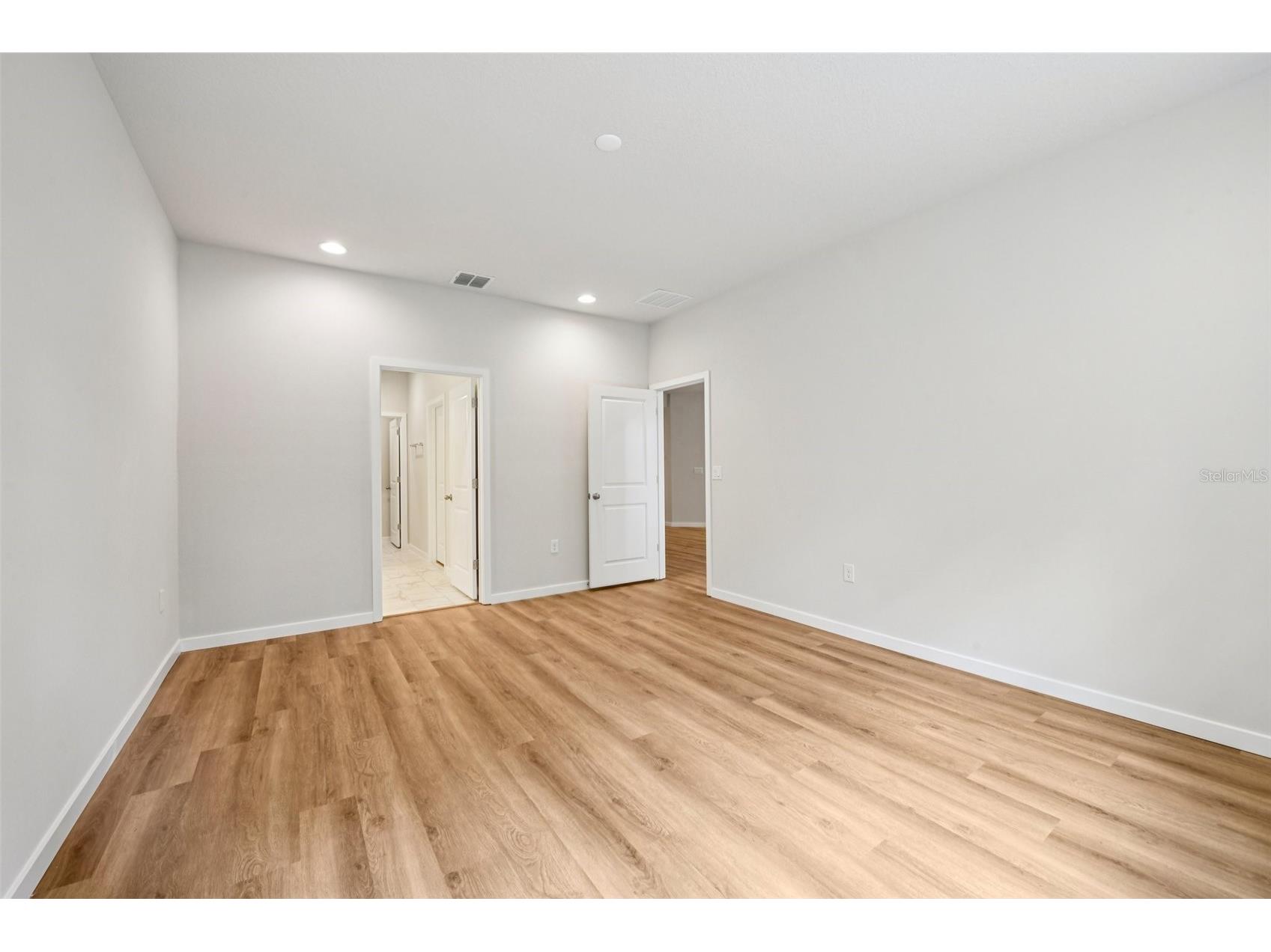 536 E Beresford Avenue Deland FL 32724 O6374157 image8