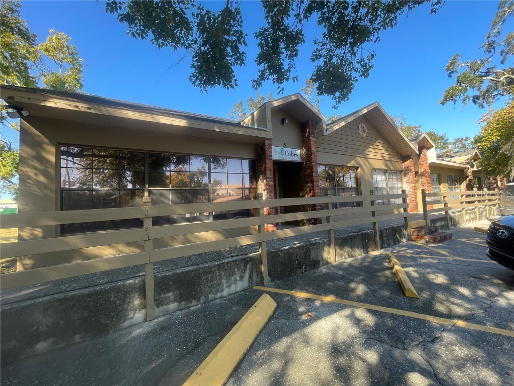 536 E Tarpon Avenue #5 Tarpon Springs FL 34689 TB8382353 image1