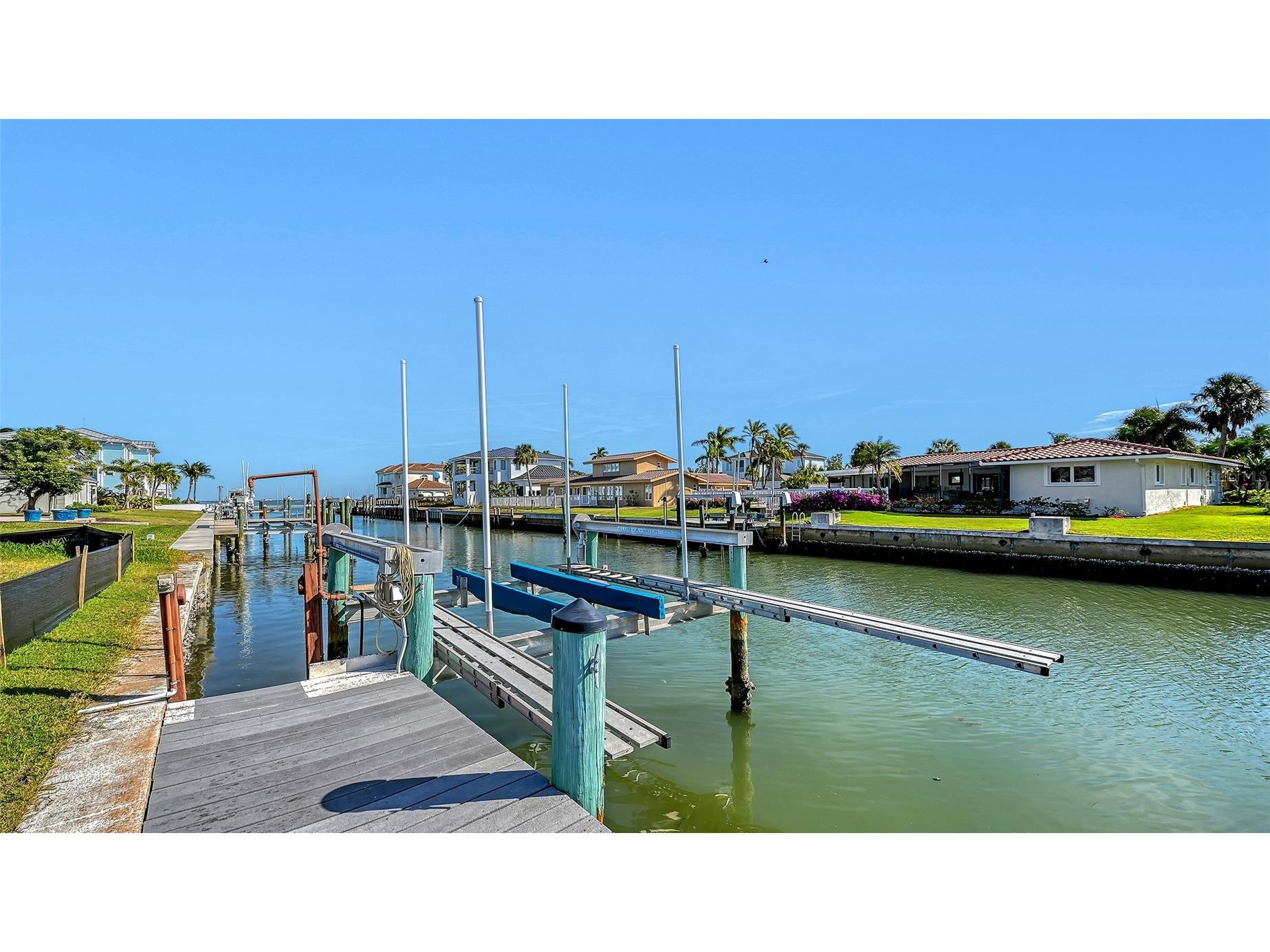 536 Gunwale Lane Longboat Key FL 34228 A4679888 image9
