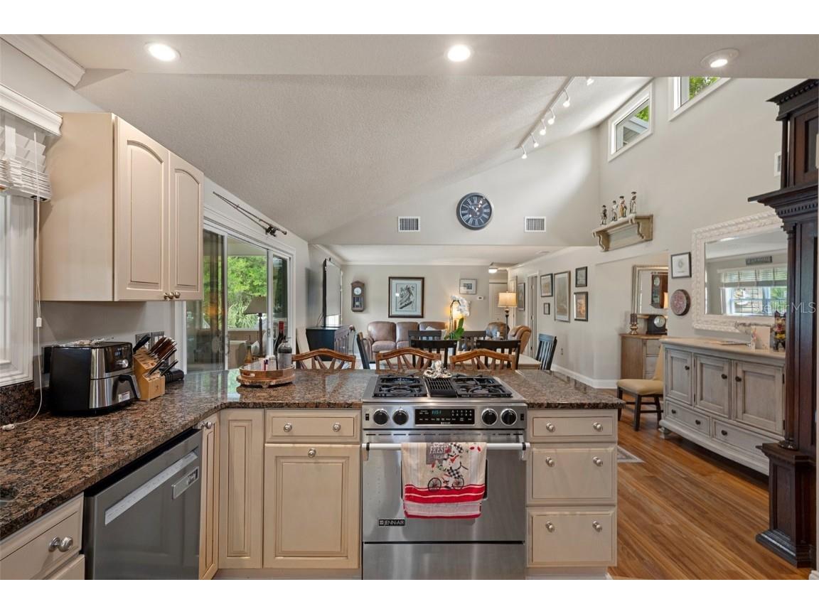 536 NW 7th Avenue Crystal River FL 34428 OM700556 image15