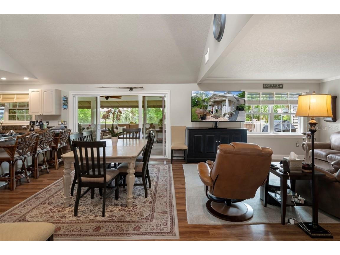 536 NW 7th Avenue Crystal River FL 34428 OM700556 image9