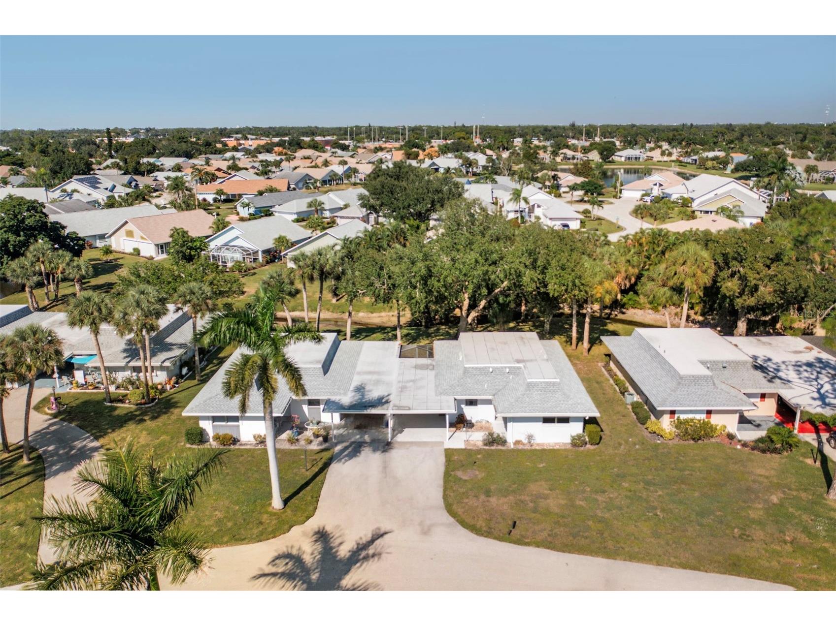 536 Pangola Drive North Fort Myers FL 33903 A4679452 image2