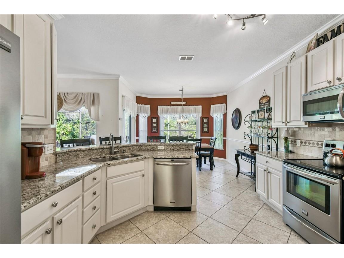 536 Portofino Dr Poinciana FL 34759 S5137436 image10