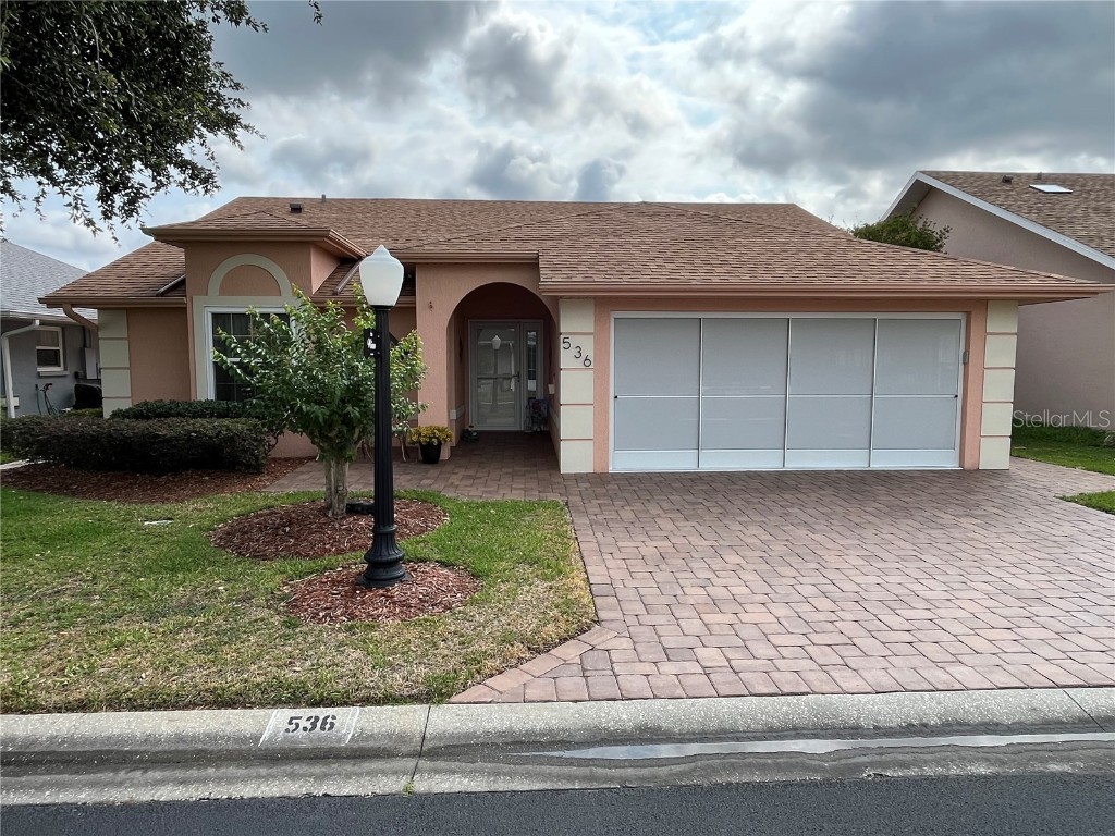 536 Waterford Drive Haines City FL 33844 - LAKE HENRY P4930412 image1