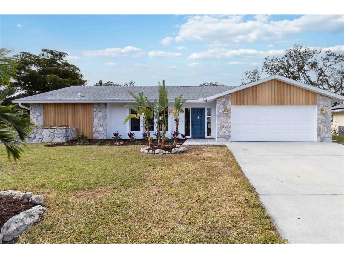 5360 Fox Run Road Sarasota FL 34231 A4636376 image1