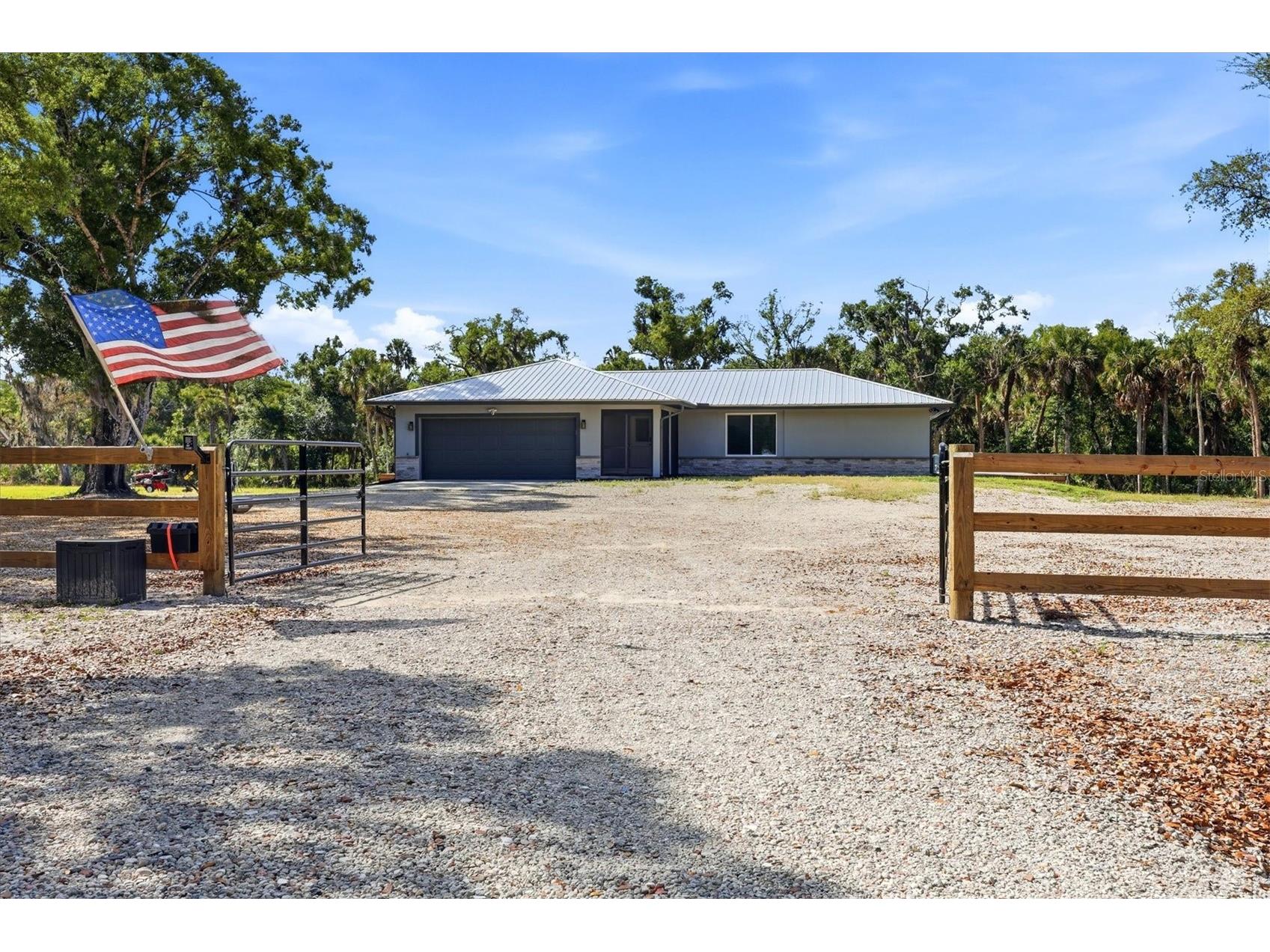 5361 Myakka Valley Trail Sarasota FL 34241 - HOWARD CREEK A4689422 image1