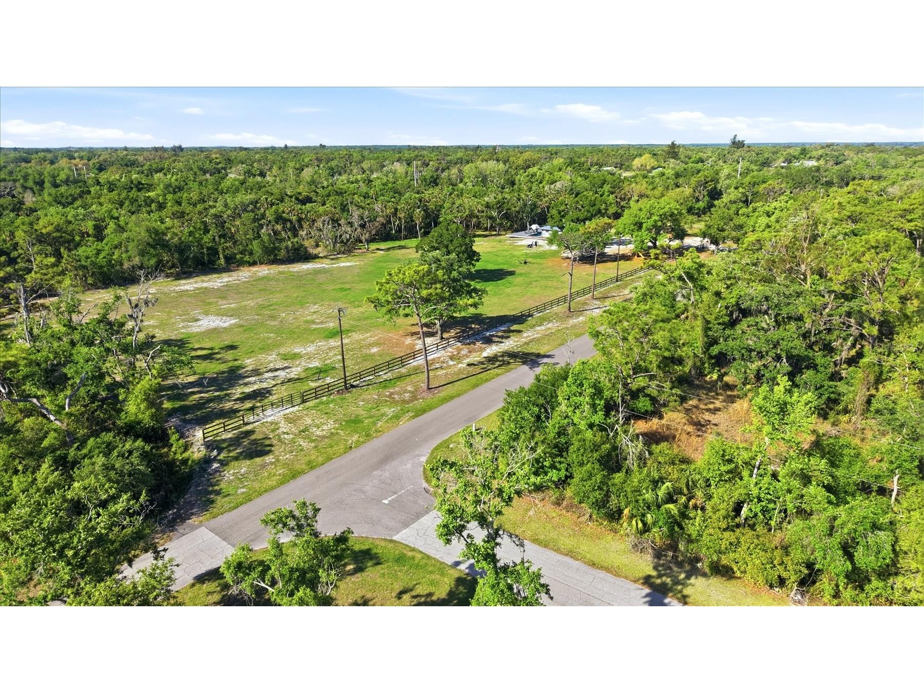 5361 Myakka Valley Trail Sarasota FL 34241 - HOWARD CREEK A4689422 image64