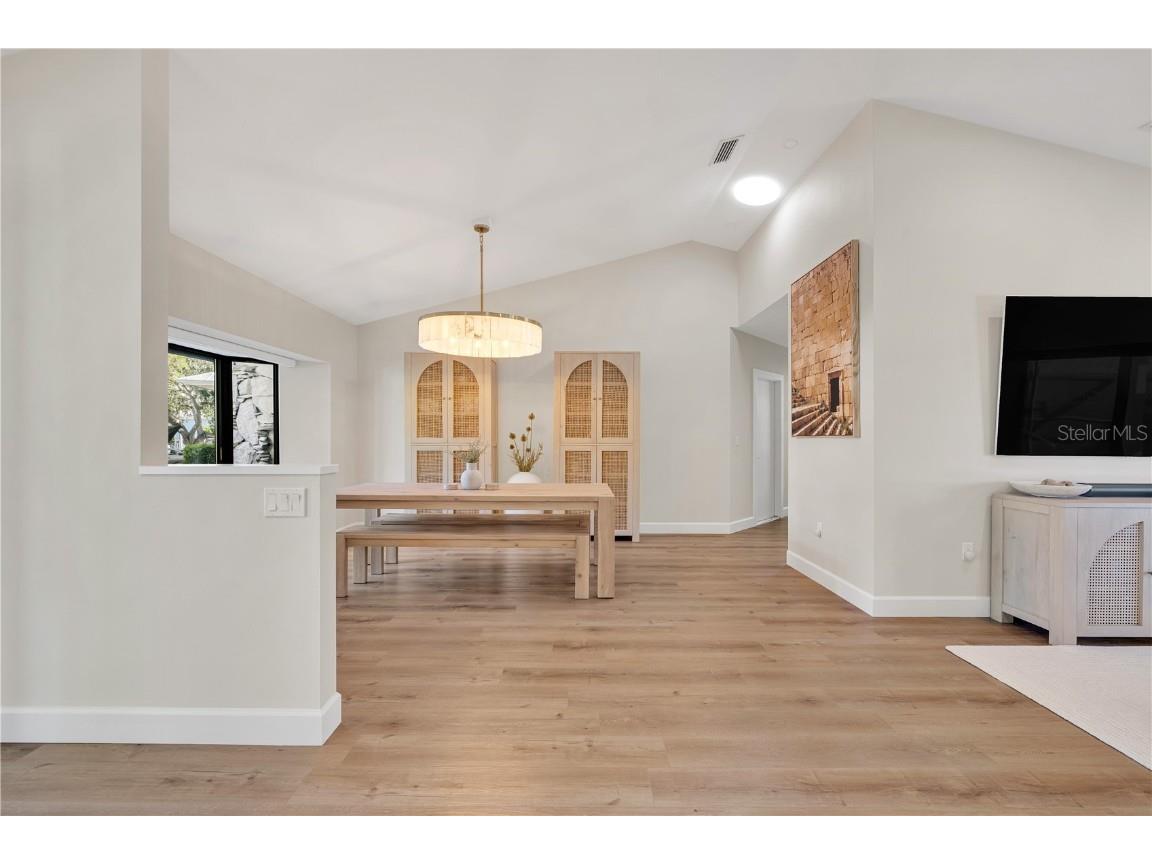 5361 Siesta Ct Sarasota FL 34242 TB8455948 image10