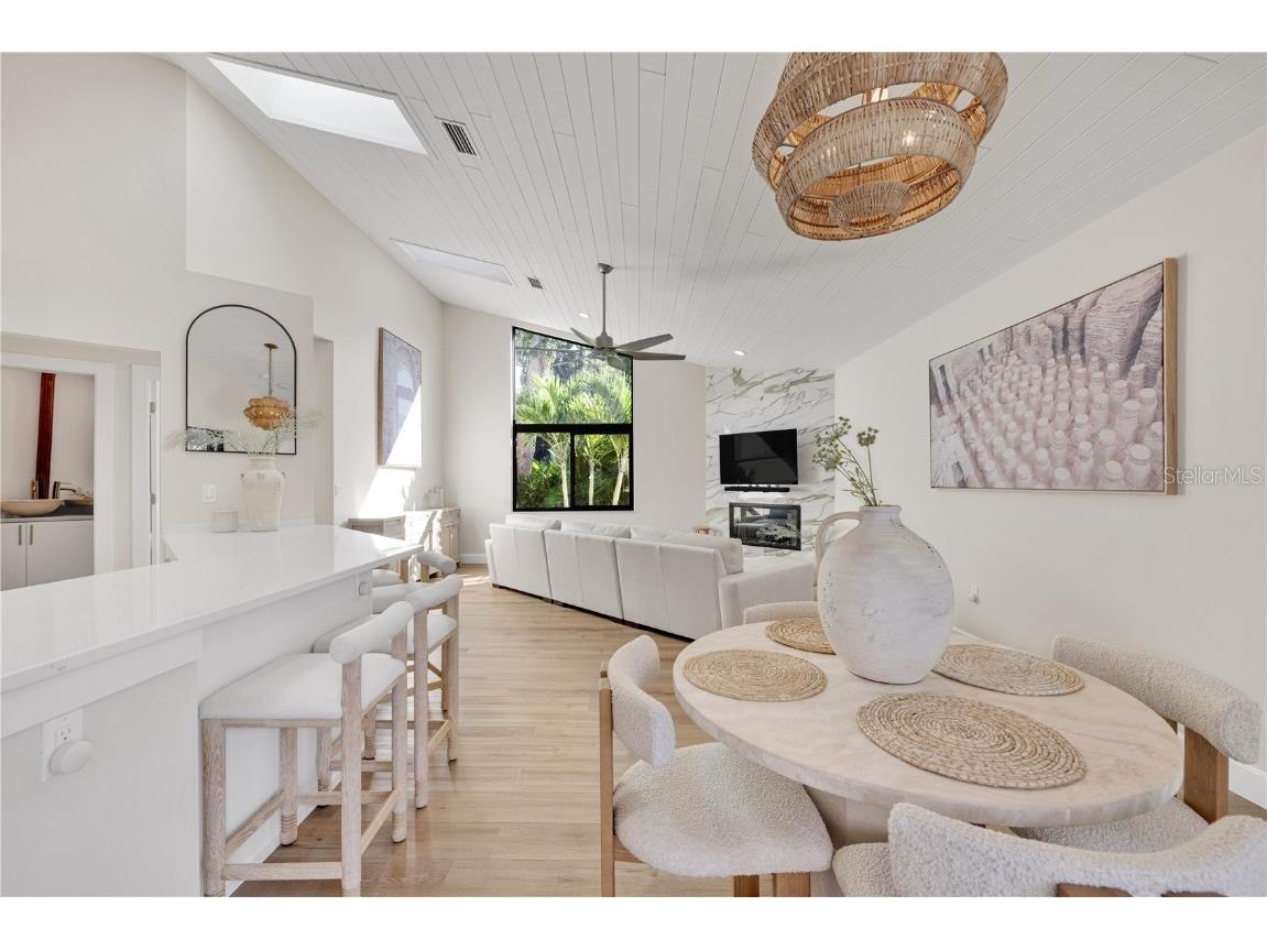 5361 Siesta Ct Sarasota FL 34242 TB8455948 image15