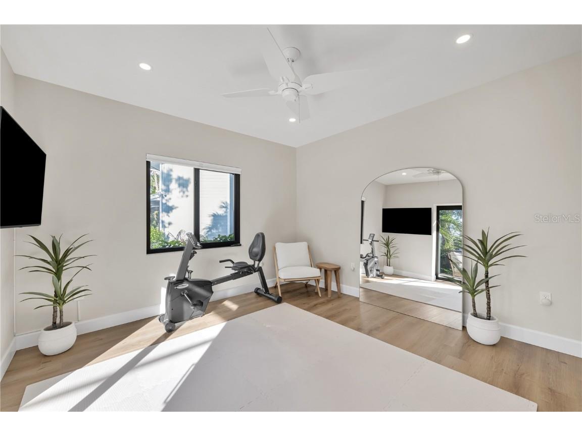 5361 Siesta Ct Sarasota FL 34242 TB8455948 image35