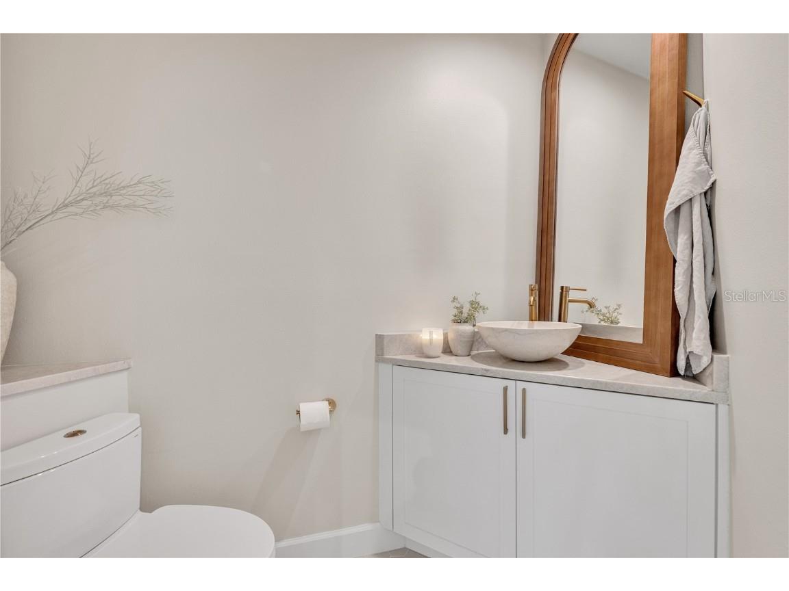 5361 Siesta Ct Sarasota FL 34242 TB8455948 image41