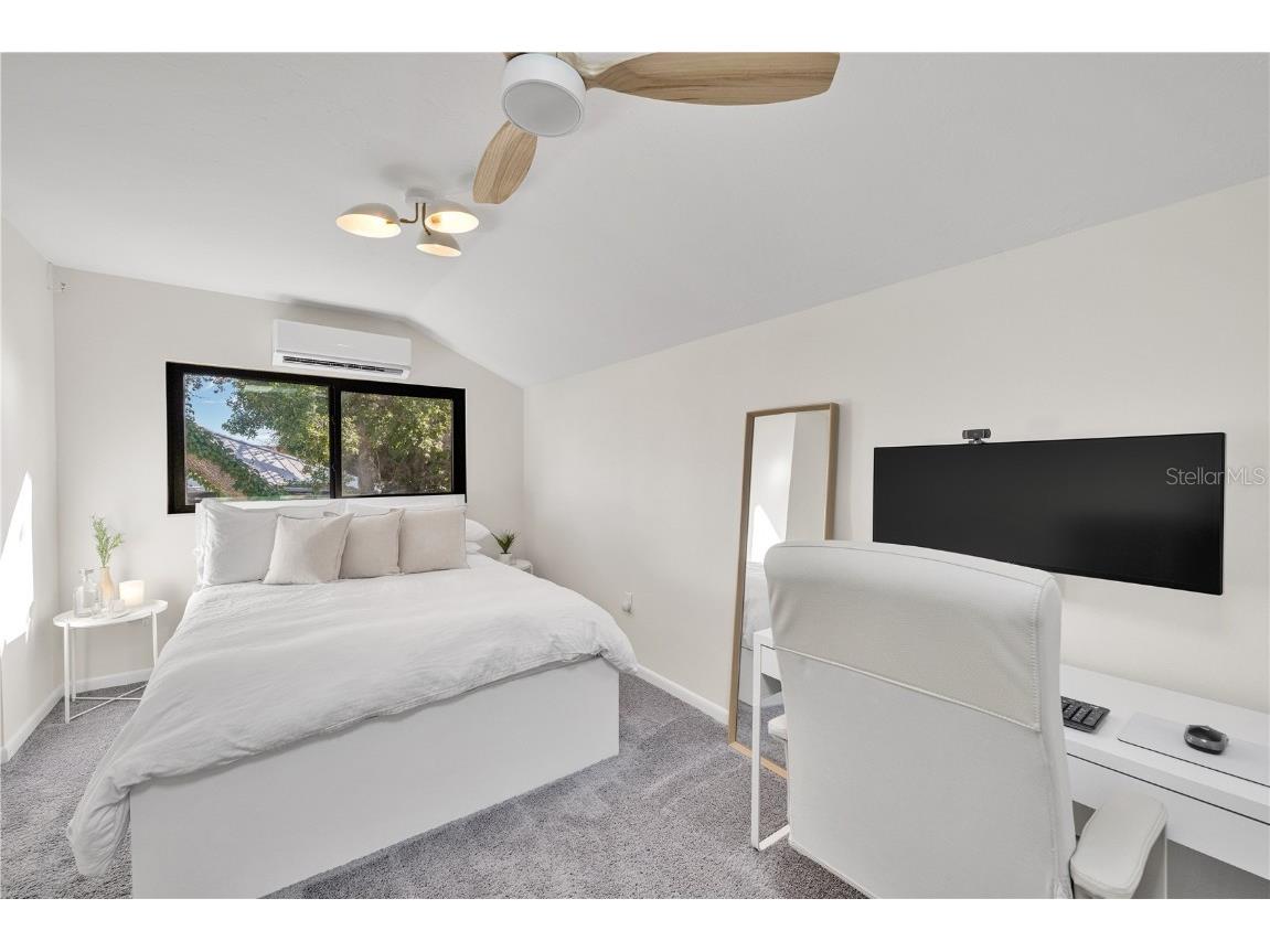 5361 Siesta Ct Sarasota FL 34242 TB8455948 image50