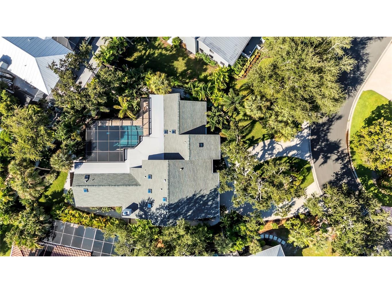 5361 Siesta Ct Sarasota FL 34242 TB8455948 image56