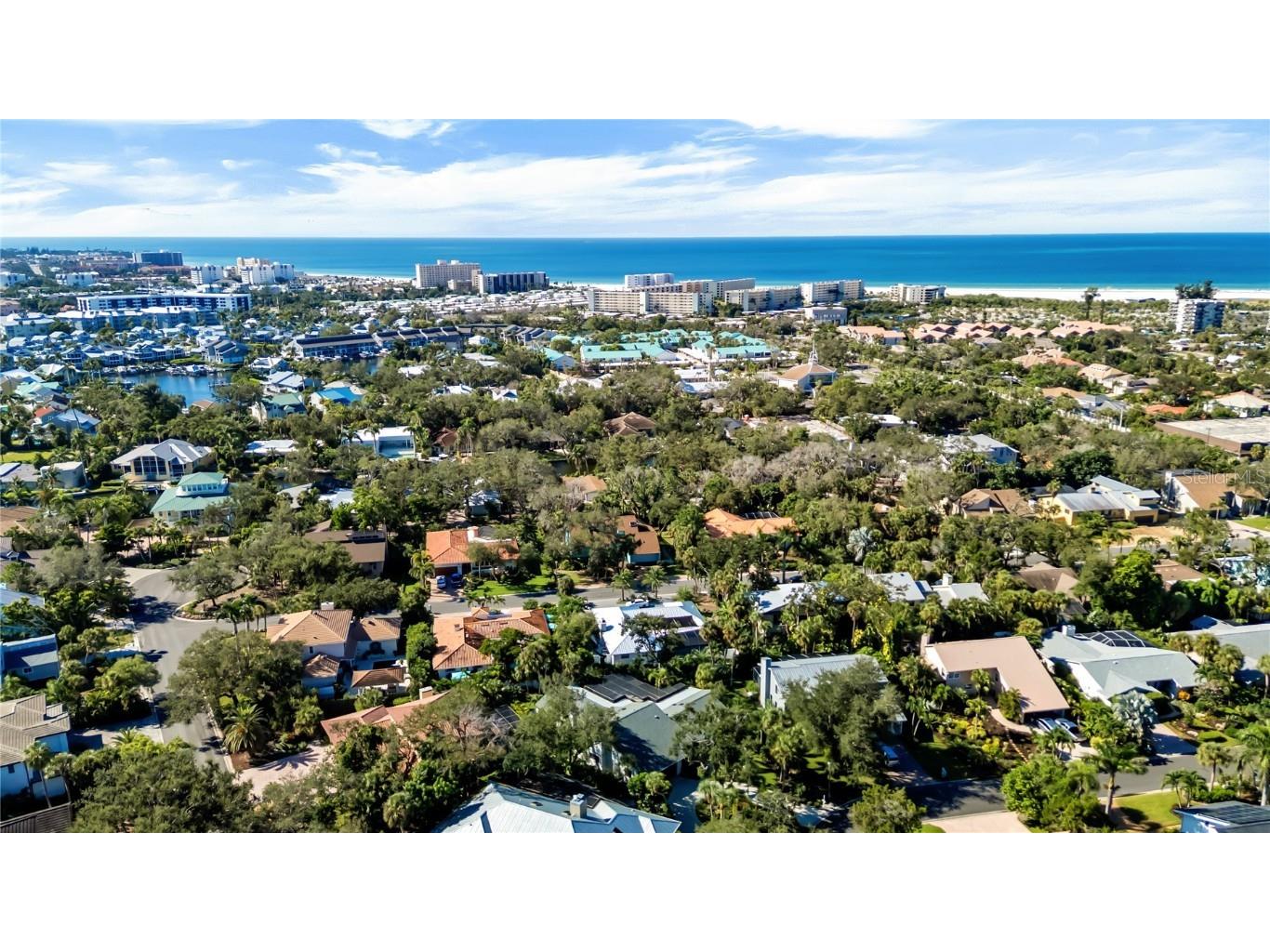 5361 Siesta Ct Sarasota FL 34242 TB8455948 image59