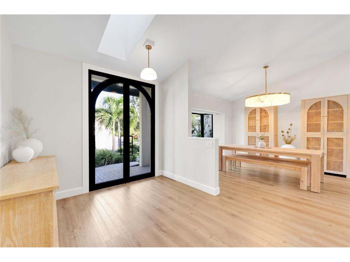 5361 Siesta Ct Sarasota FL 34242 TB8455948 image7