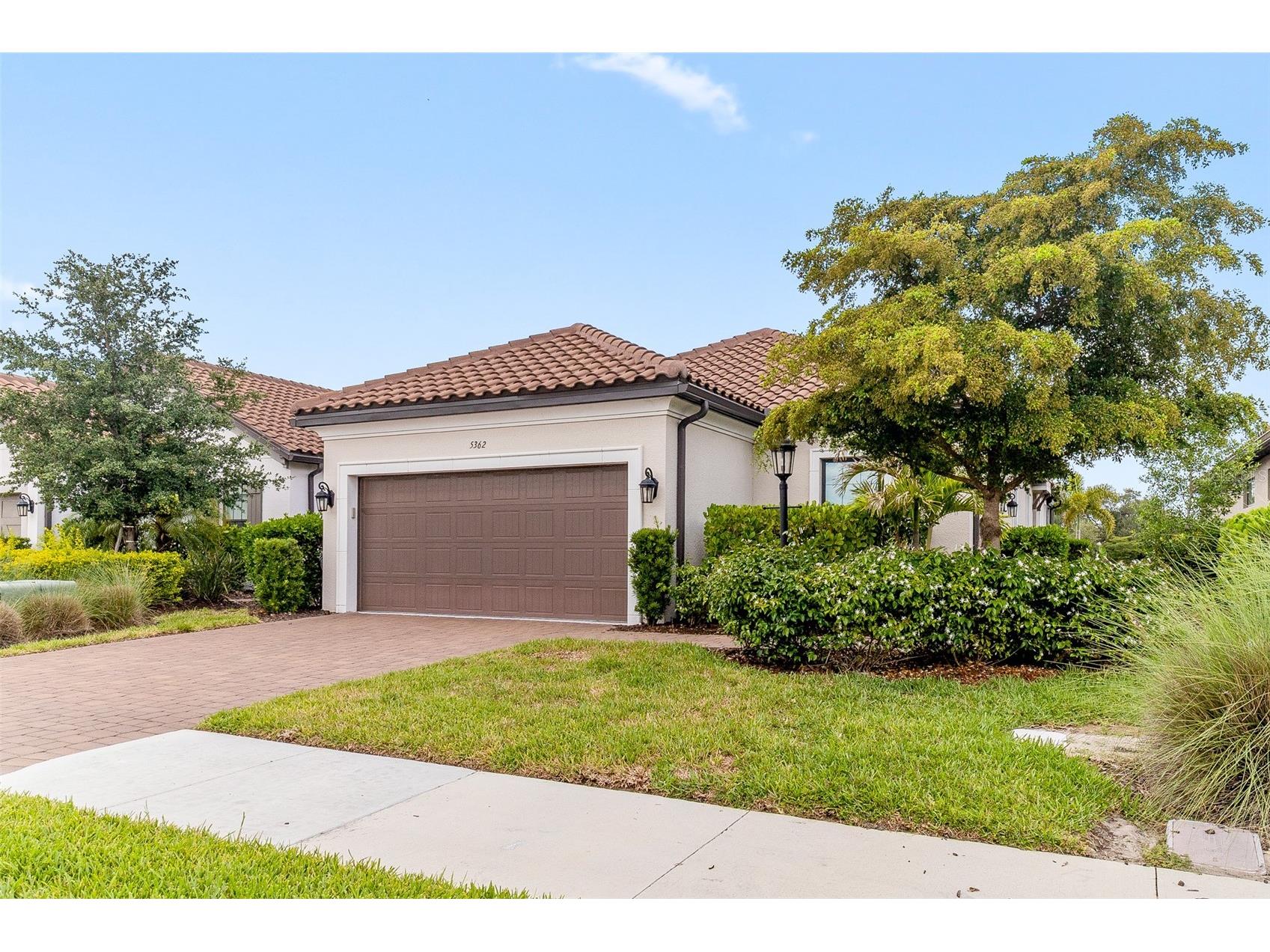 5362 Cicerone Street Sarasota FL 34238 A4693858 image2
